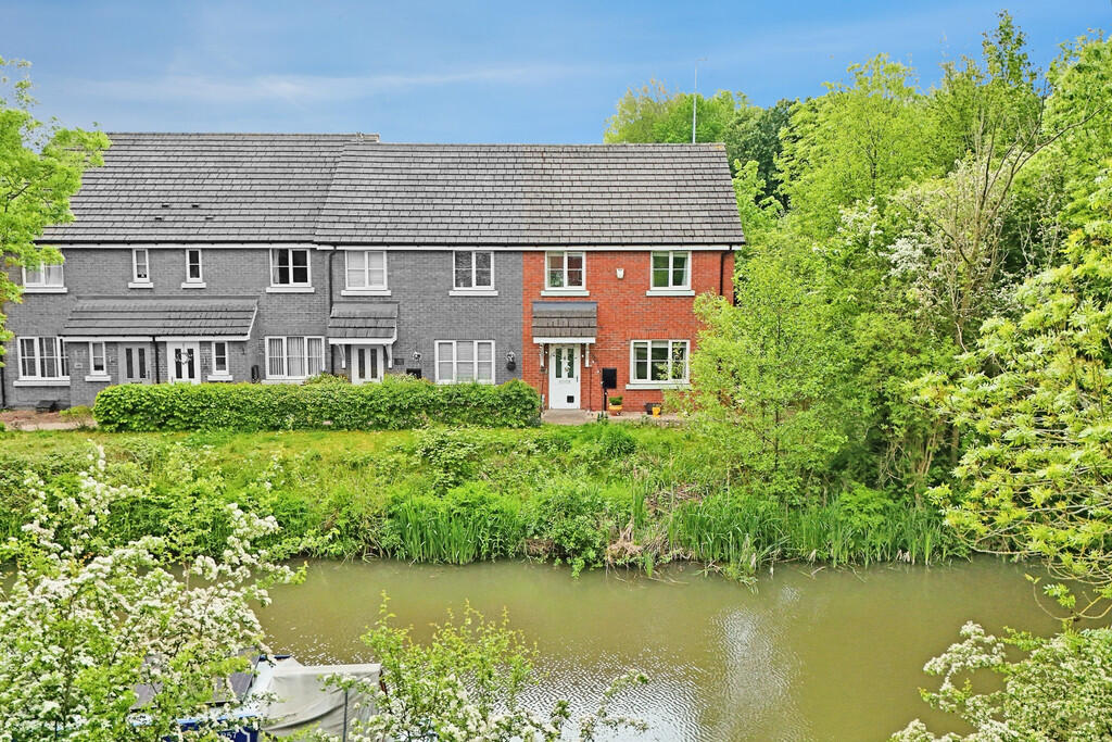 Main image of property: Kettlebrook Road, Tamworth