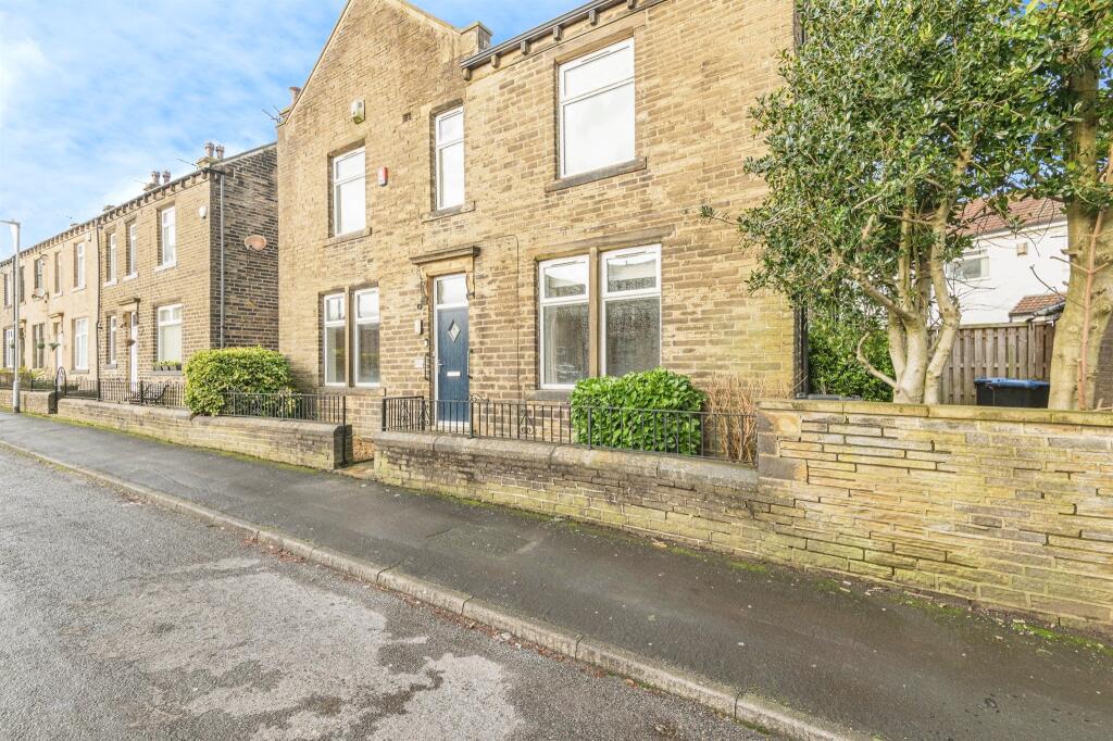 Additional image 17 of Thorncroft Road, Bradford