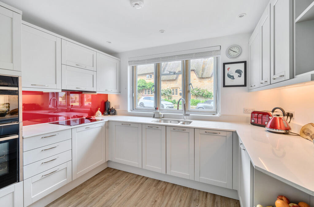 House in Taunton, Hinton St. George - View 3