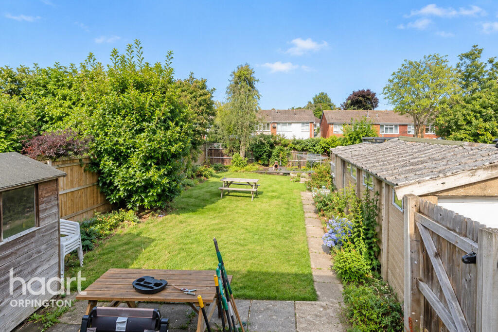 House in Bromley - View 4