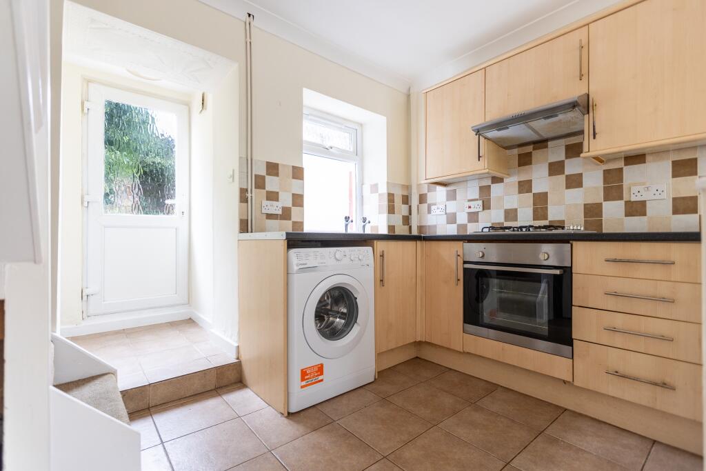 Wood Road, Pontypridd photo 5