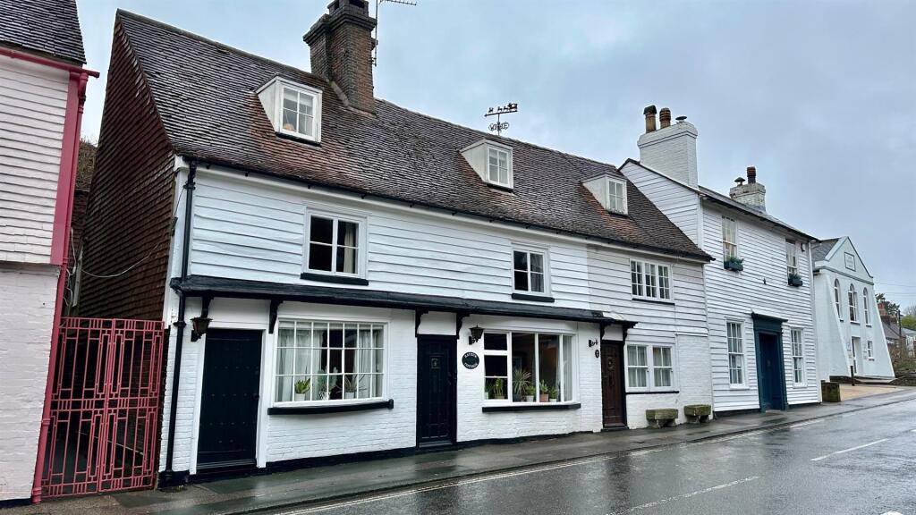 Main image of property: Mount Street, Battle