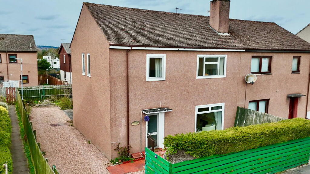 Main image of property: 32 Drynie Avenue, Inverness, IV2 4UH