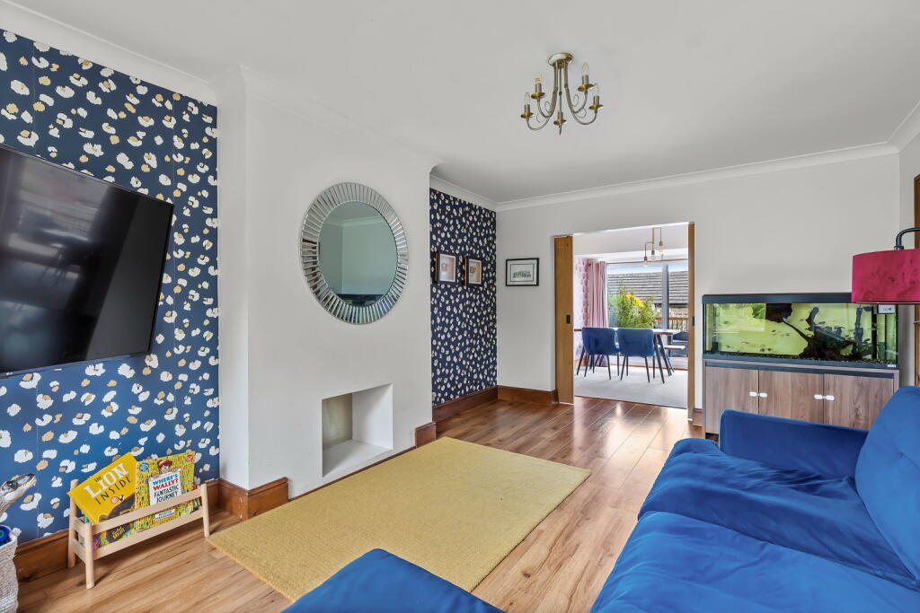 House in Cross Hills, Glusburn and Cross Hills - View 5