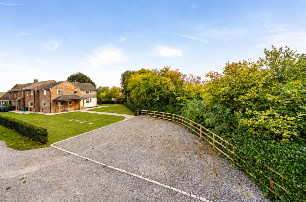 Main image of property: The Elms, Uffcott, Swindon, SN4