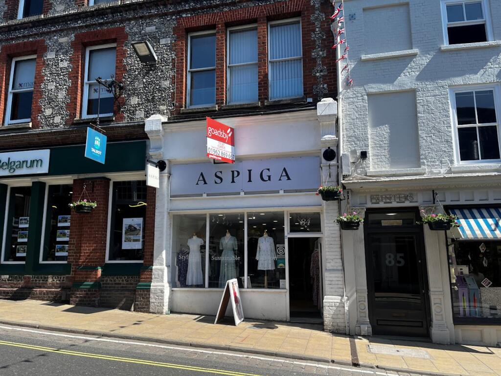 Main image of property: 84 High Street, Winchester, SO23 9AP