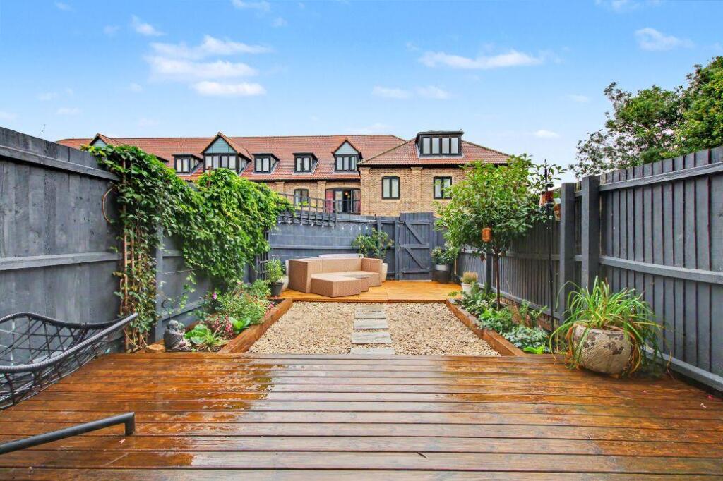 House in Cambridge - View 4