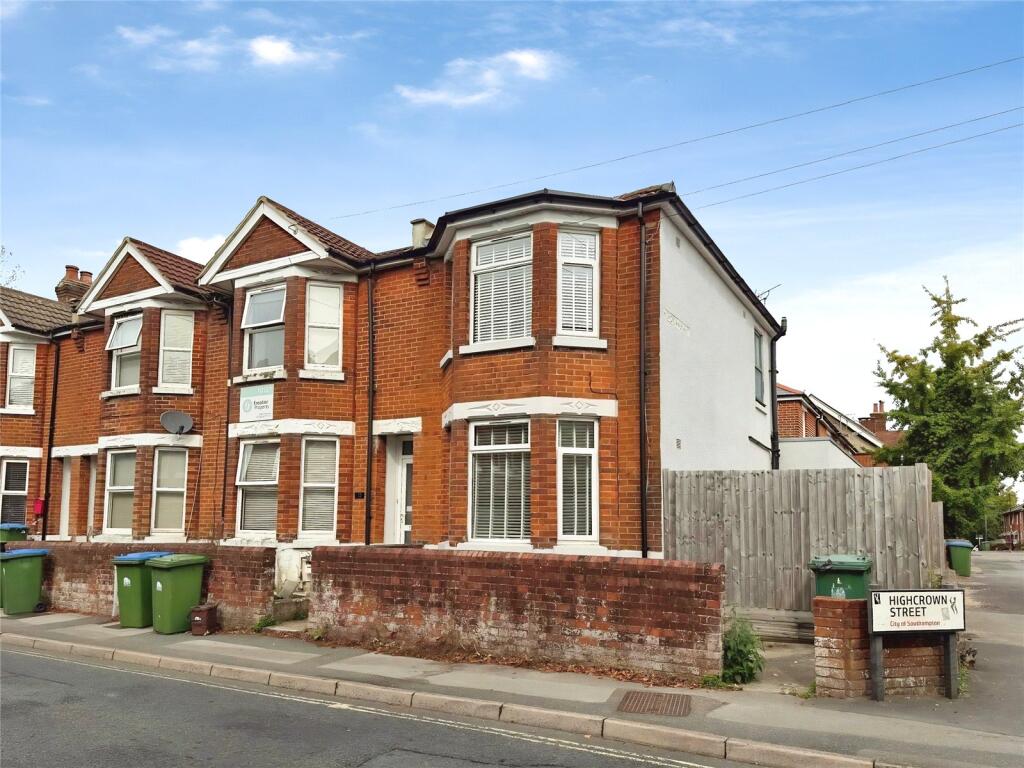 3-bed terraced on 15 Highfield Lane, Highfield, Southampton, SO17, £400,000