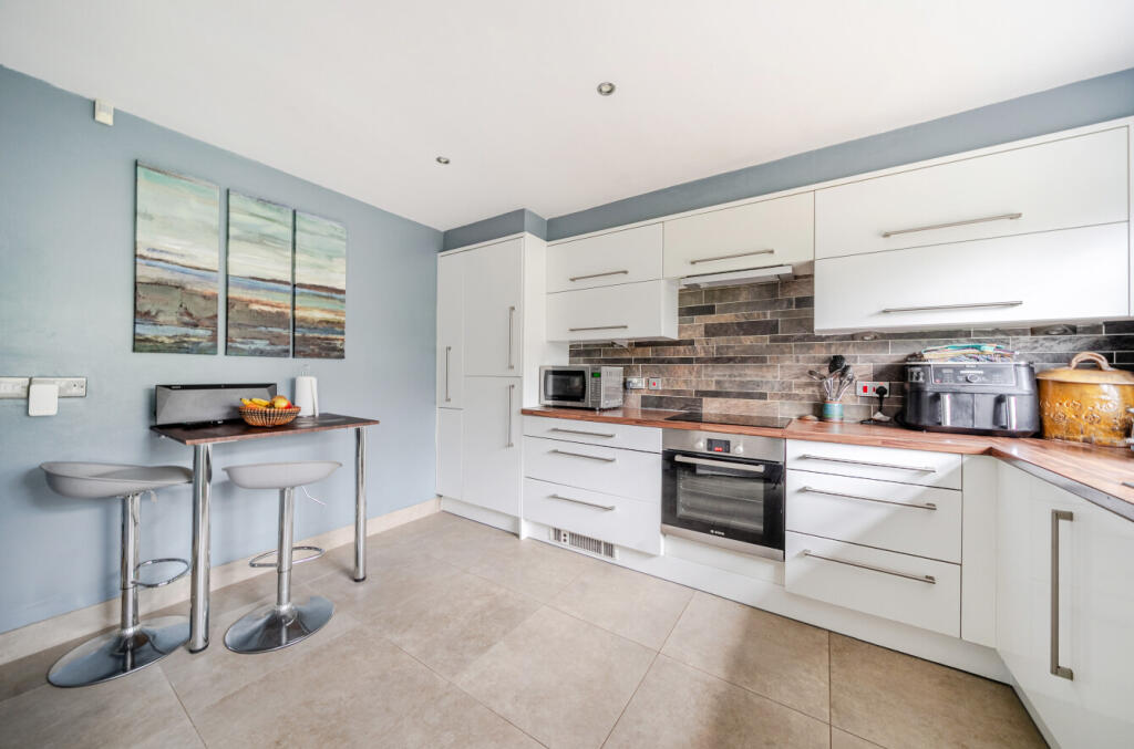House in Reading, Wokingham - View 2