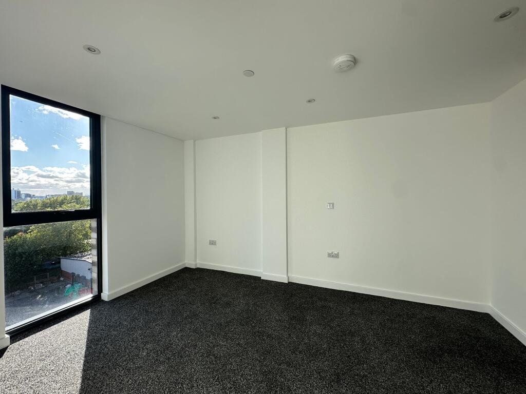 Apartment in Manchester - More