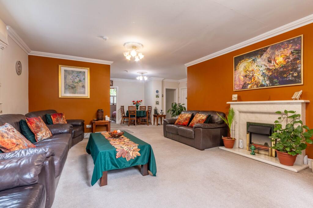 Apartment in Bradford - View 5