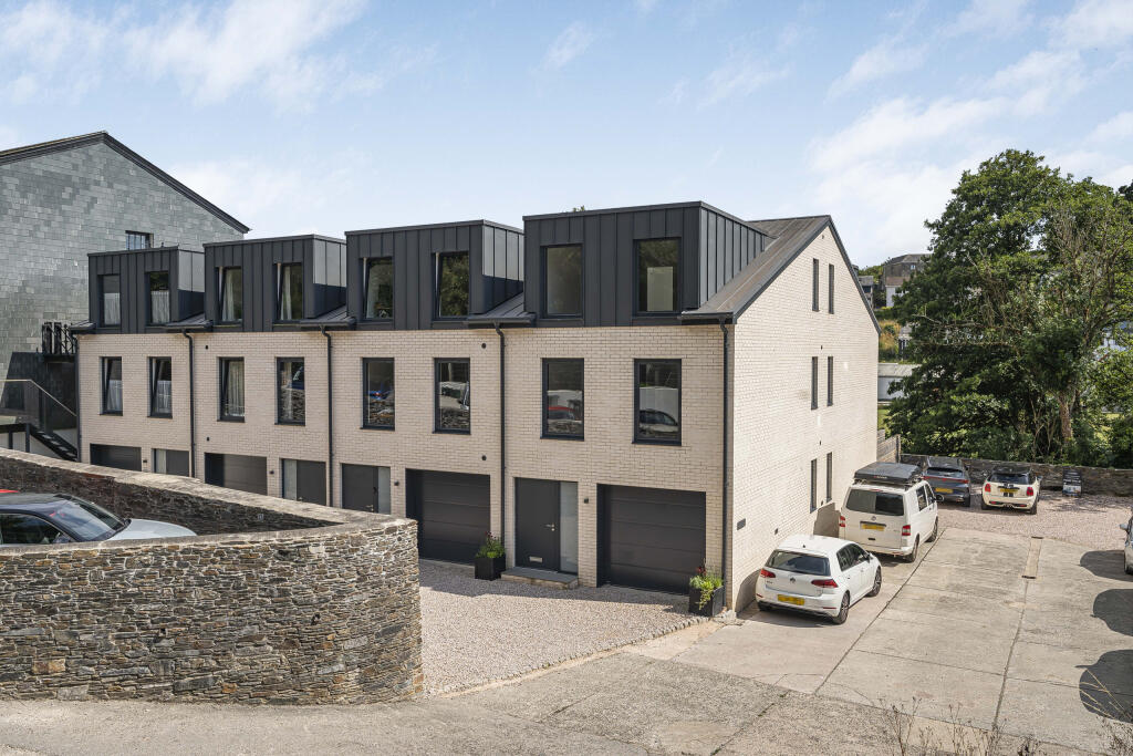 Main image of property: Woodland Road, Harbertonford