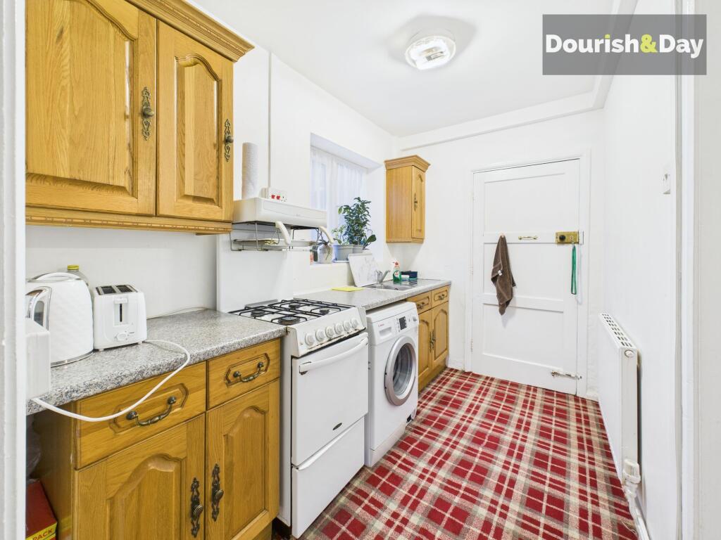 Sidney Avenue, Stafford, ST17 photo 4