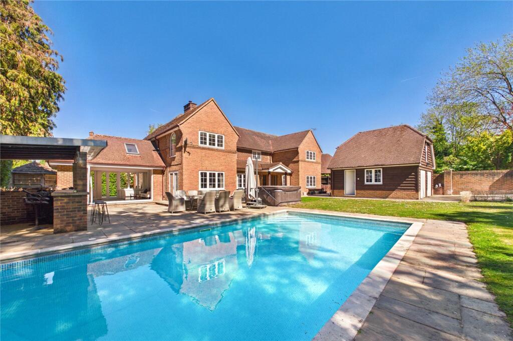 Main image of property: Skippetts Lane East, Basingstoke, Hampshire, RG21