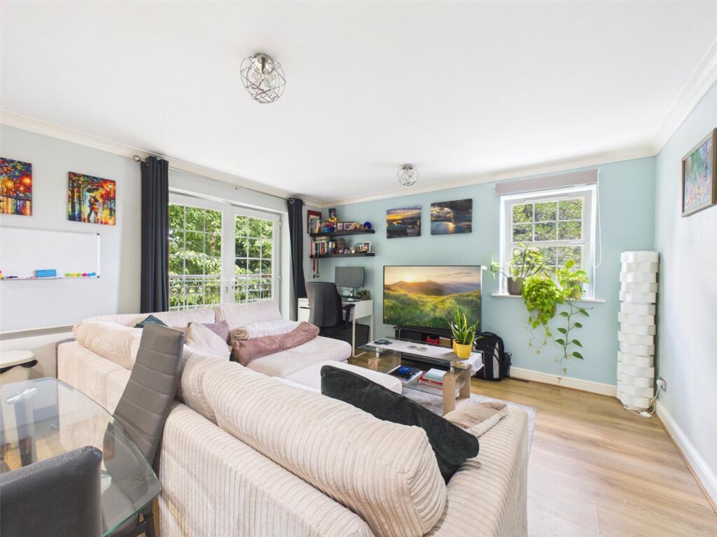 Apartment in Manchester - View 4