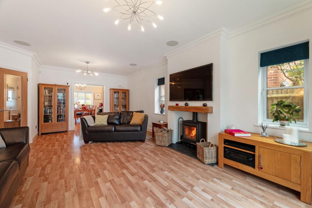 Additional image 4 of Bucknalls Drive, Bricket Wood, AL2