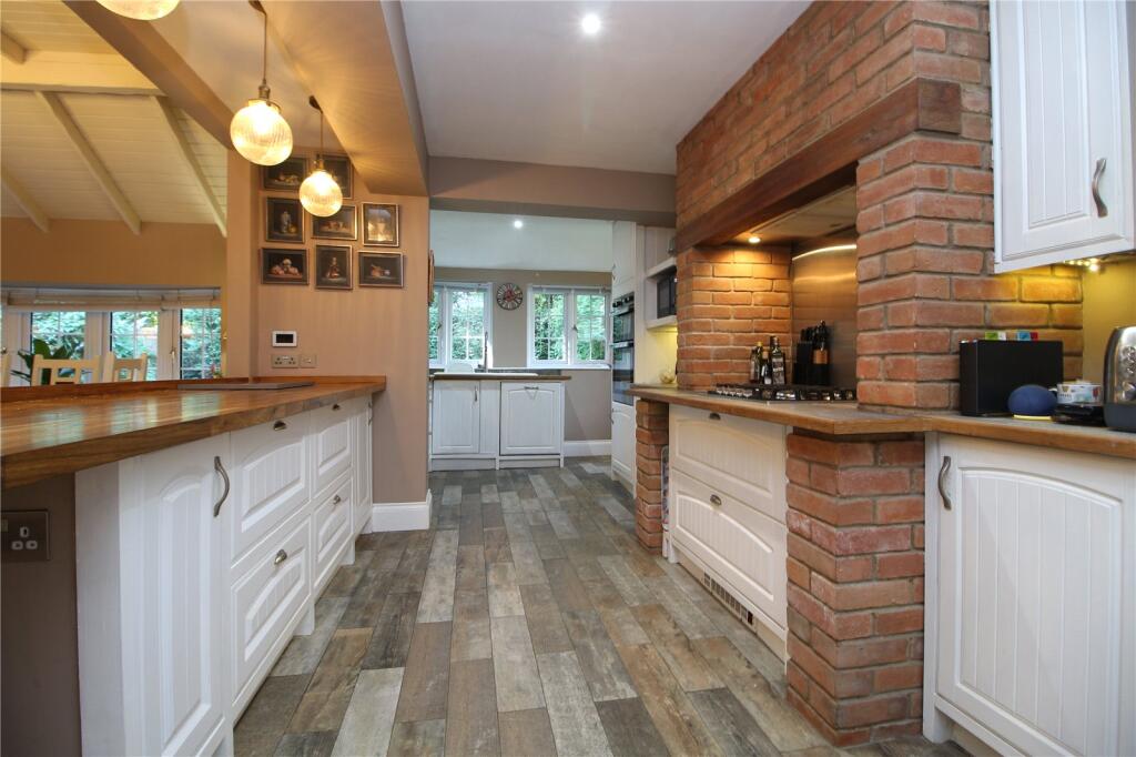 Kennard Road, New Milton, Hampshire, BH25 photo 4