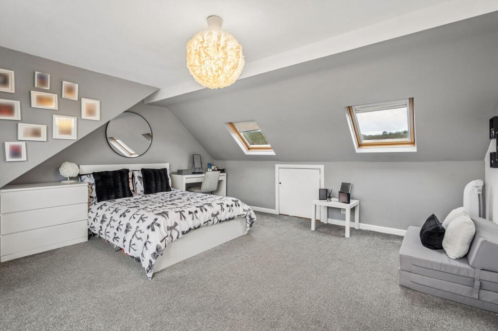 House in Three Rivers, Watford Rural - View 4