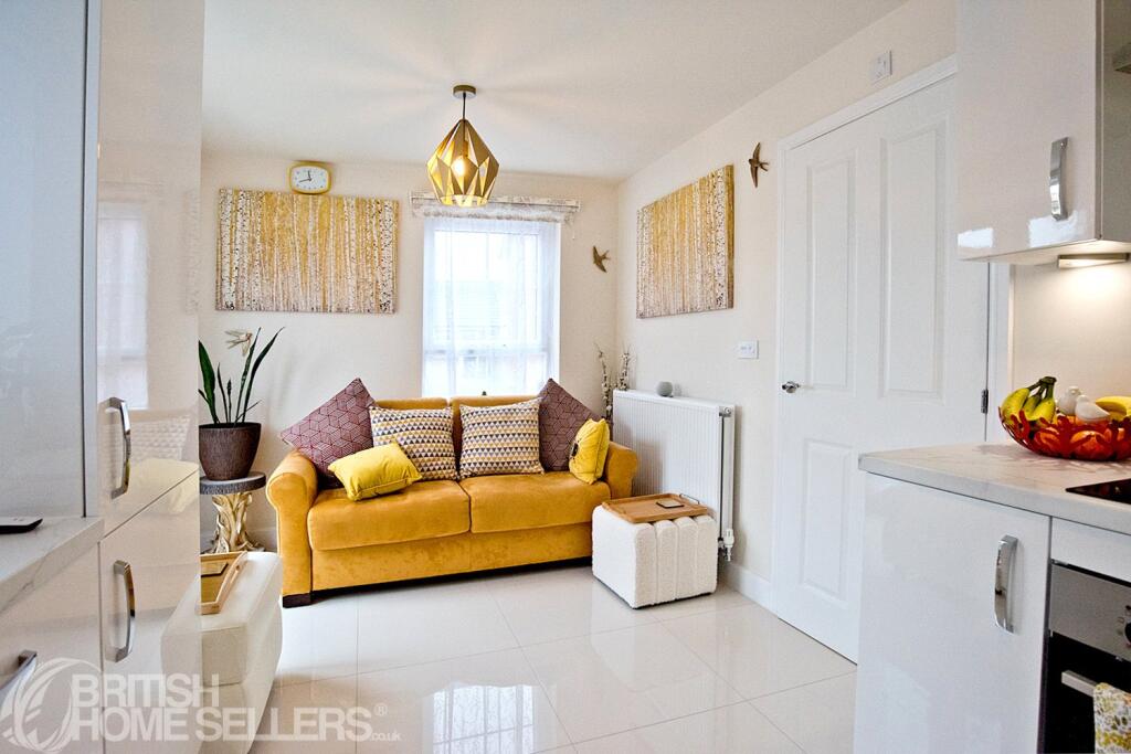Lion Gardens, Leyland, Lancashire, PR26 photo 4