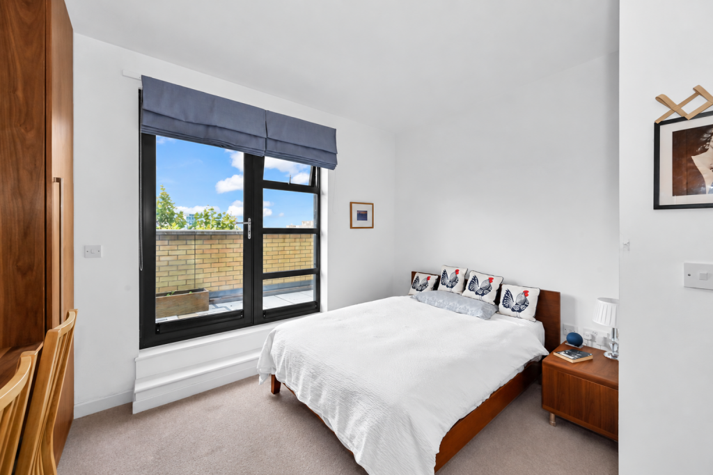 Apartment in London, Bromley-by-Bow, Poplar - More