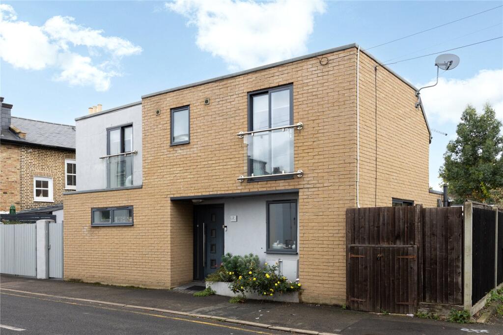 Main image of property: Deburgh Road, Wimbledon, London, SW19