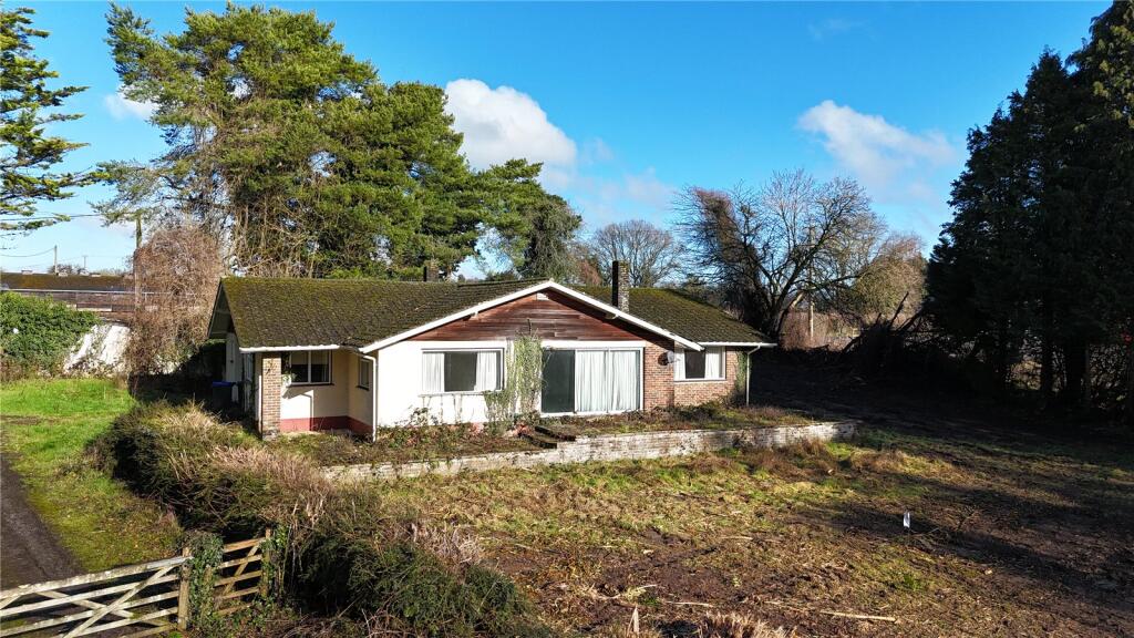 Yarmley Farm, Western Lane, Winterslow, Wiltshire, SP5 photo 2