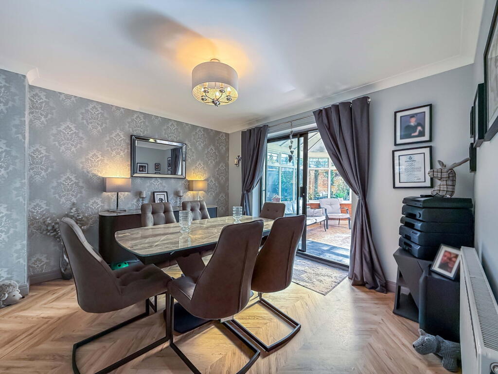 House in West Lancashire, North Meols - More