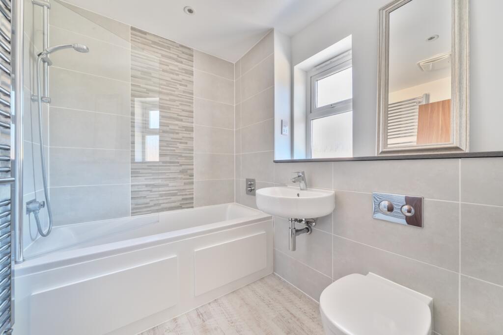 Timms Close Horsham RH12 - View 5