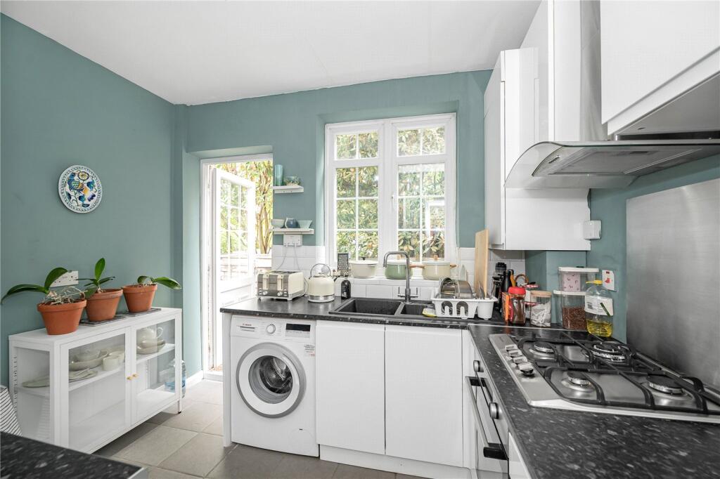 Apartment in London - View 4