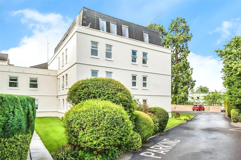 Main image of property: Flat 12 Beaufort Court, 10 The Park, Cheltenham
