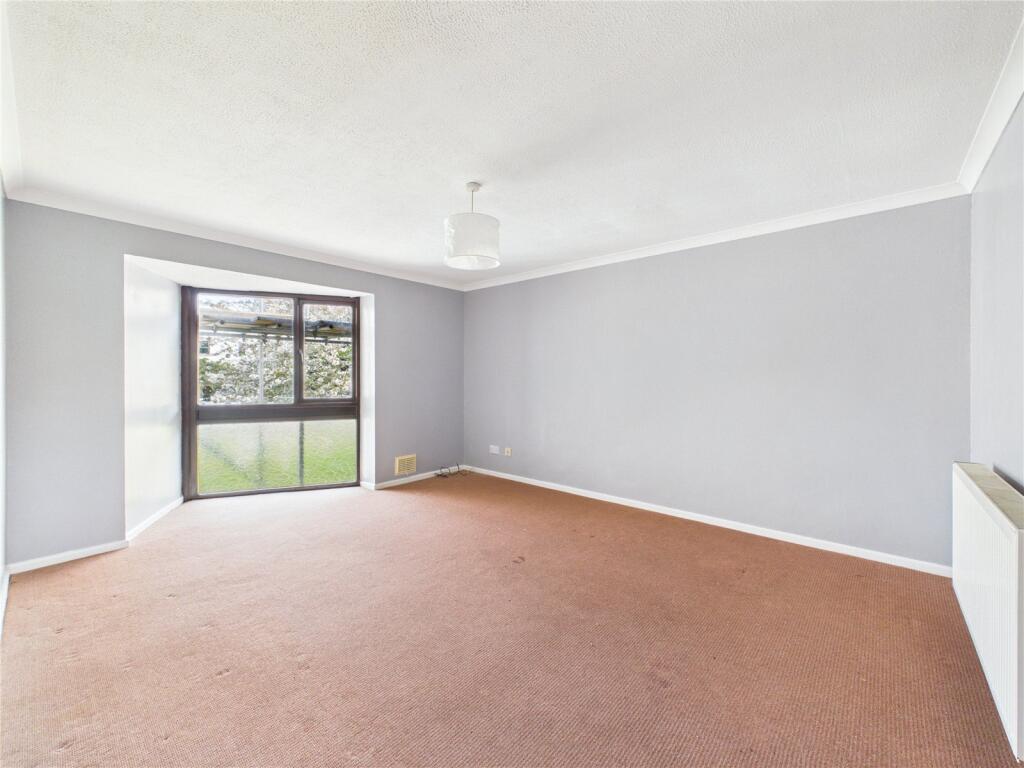 Apartment in Bristol, Lawrence Hill, Barton Hill - View 2