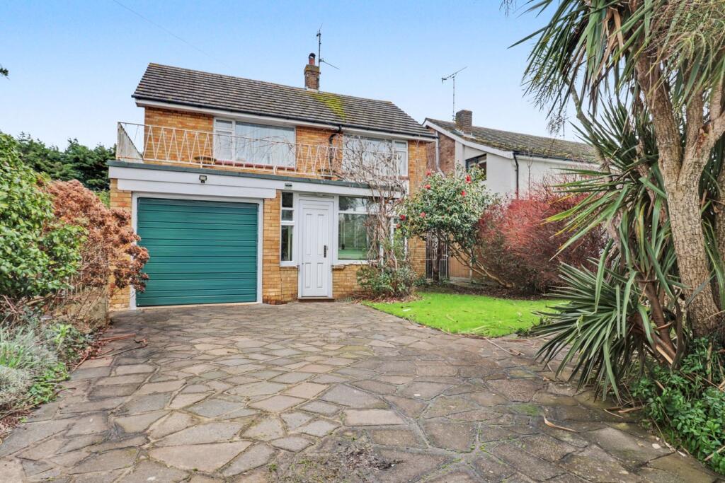 Main image of property: Maplin Way, Thorpe Bay, SS1
