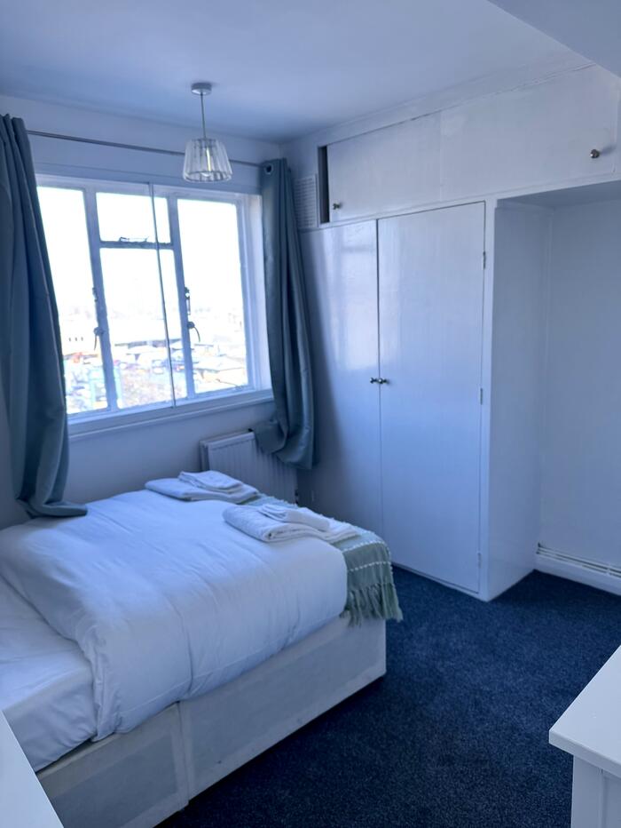 Pavilion Chambers, Lavender Hill, Wandsworth, London photo 4