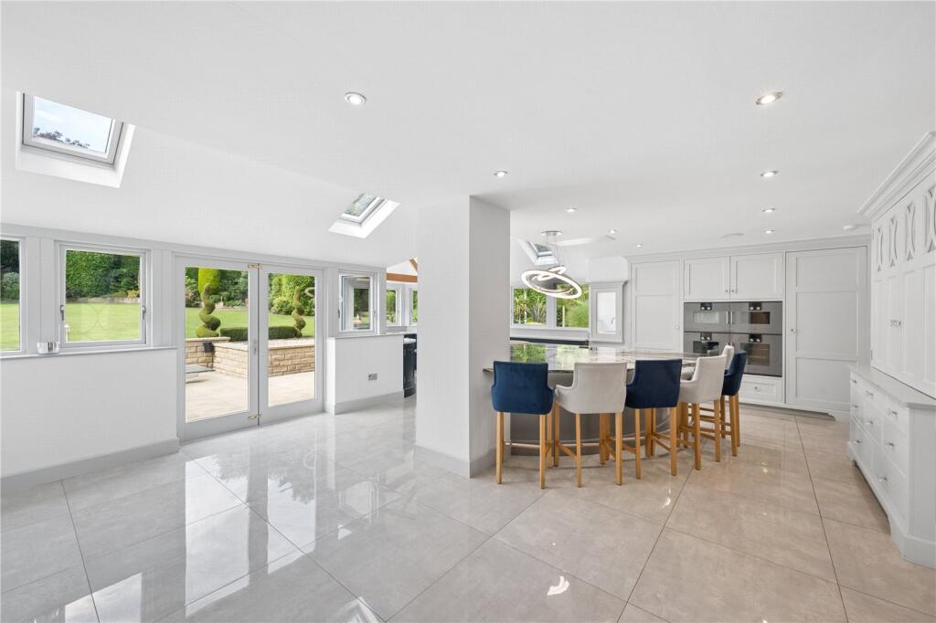 Lowfield Farm, Aberford Road, Barwick In Elmet, Leeds, West Yorkshire - View 5