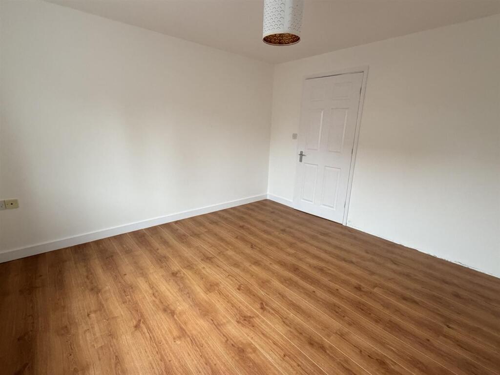 Additional image 4 of Meadow View Court, Alcester Road, Studley