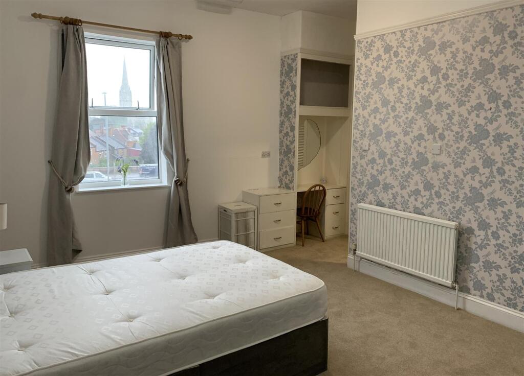 House in Salisbury - View 2