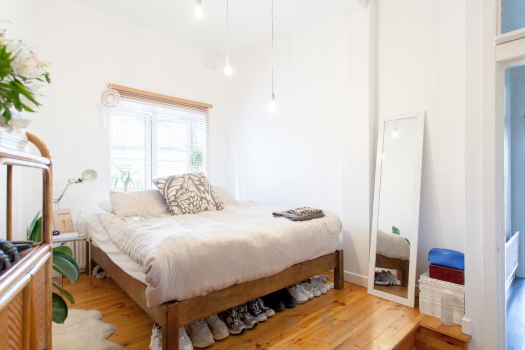 Apartment in London, Stoke Newington - View 3