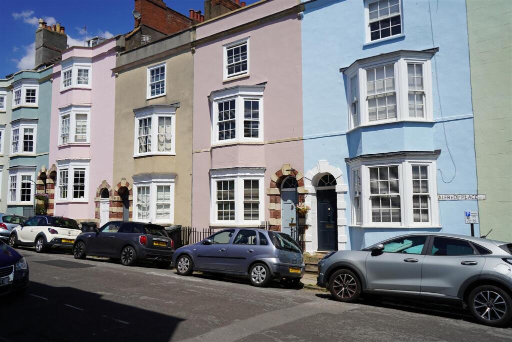 Main image of property: Alfred Place, Kingsdown, Bristol, BS2