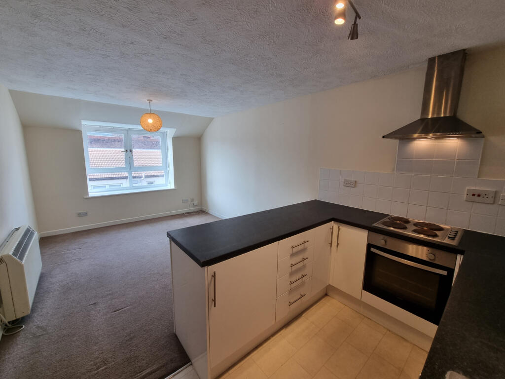 Apartment in Portsmouth - View 4