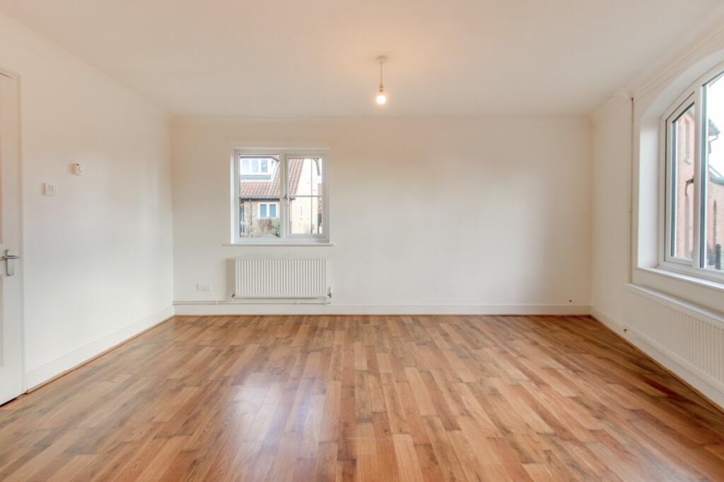 Cumberland Mews, Woodbridge photo 4