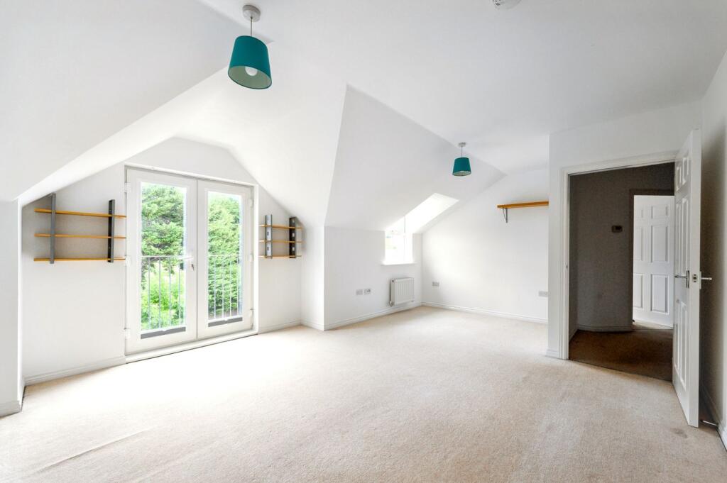 Apartment in Fareham, Hill Park - More