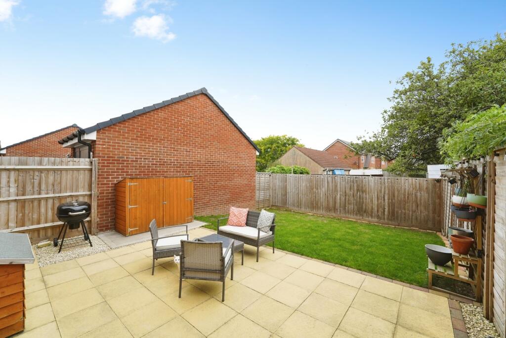 House in Gloucester - More