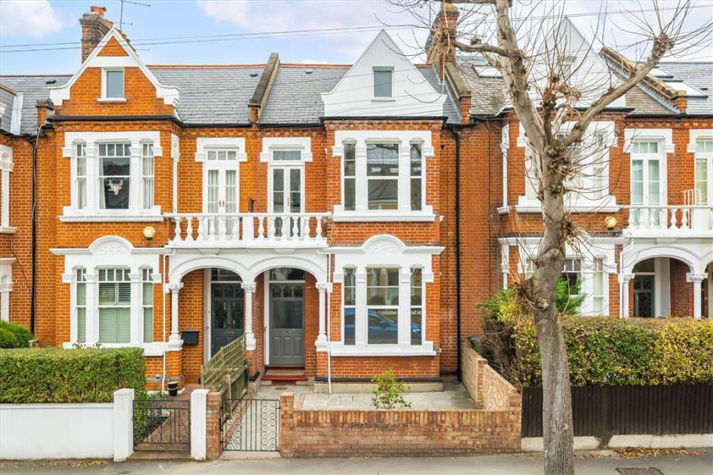 Main image of property: Crescent Lane, Clapham