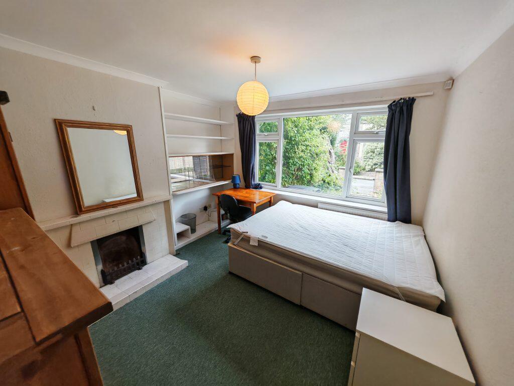 5 bedroom house for rent
