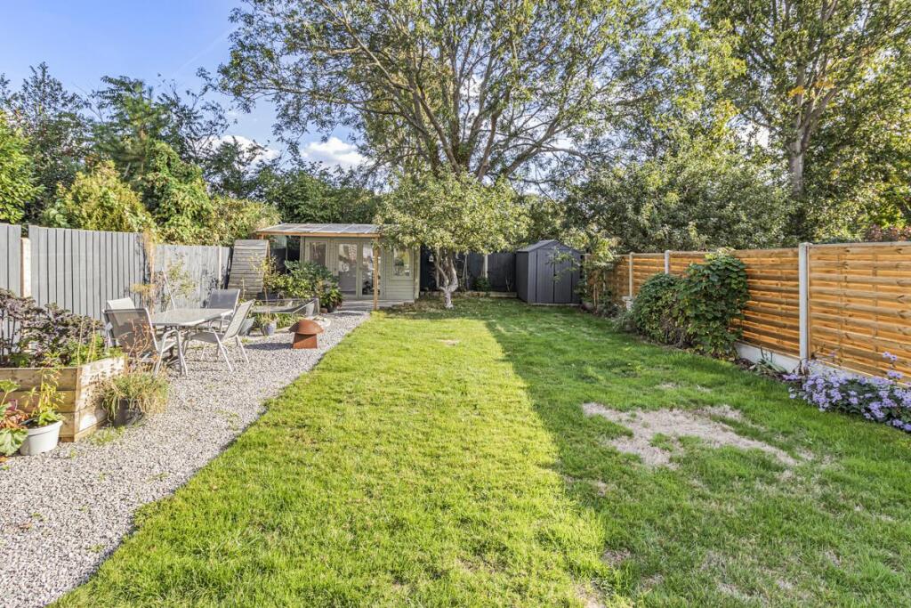 House in Dartford - View 4