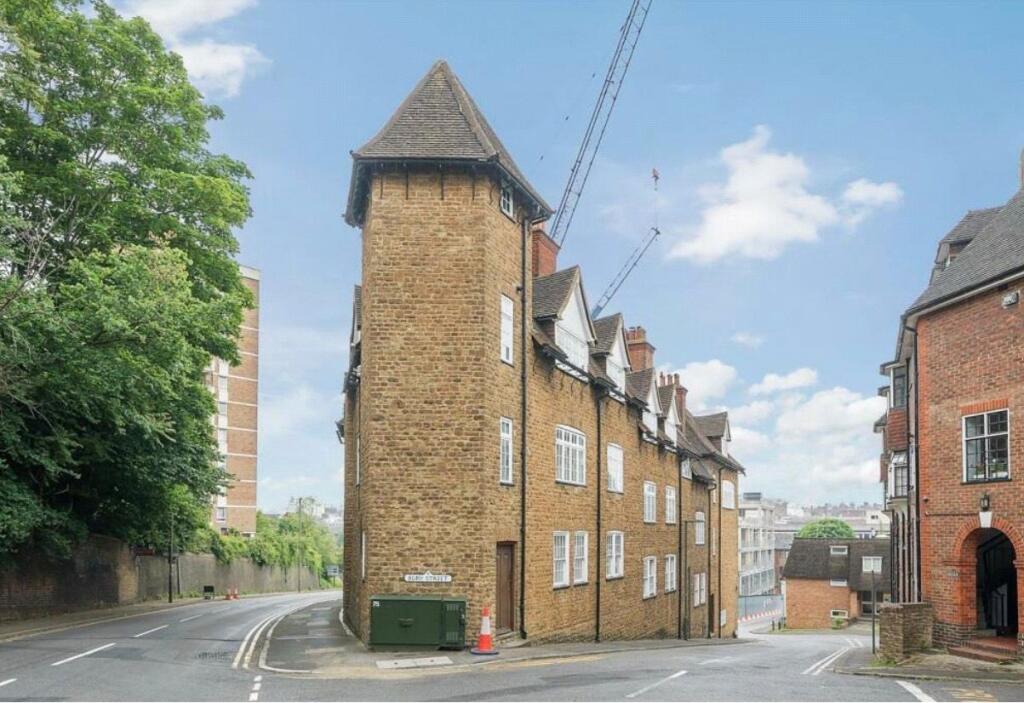 Main image of property: Portsmouth Road, Guildford, Surrey, GU2