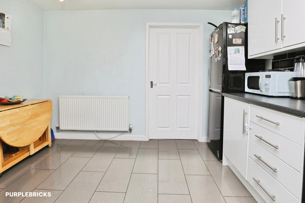 House in Sefton, Liverpool City Region - View 4