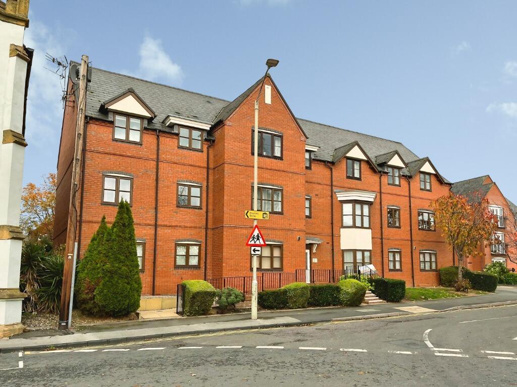 Main image of property: 45 Swan Lane, Evesham, WR11