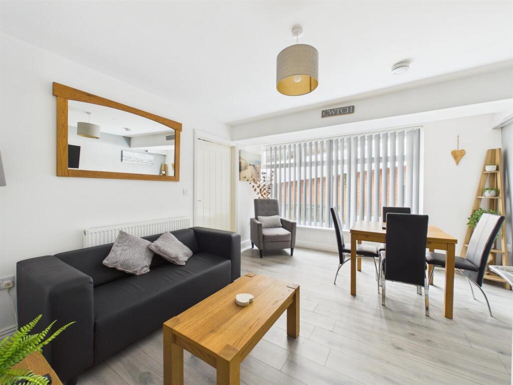 Apartment in Porthcawl, Nottage - View 6