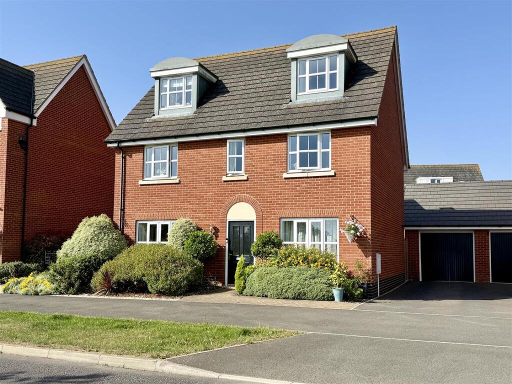 Main image of property: Brooke Way, Stowmarket